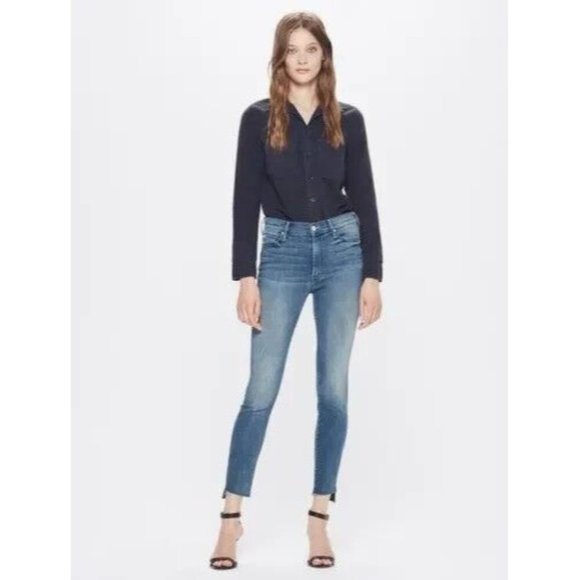 MOTHER Denim - Mother  Denim The Stunner Zip Ankle Step Fray Jeans In Walking On Coals Sz 27